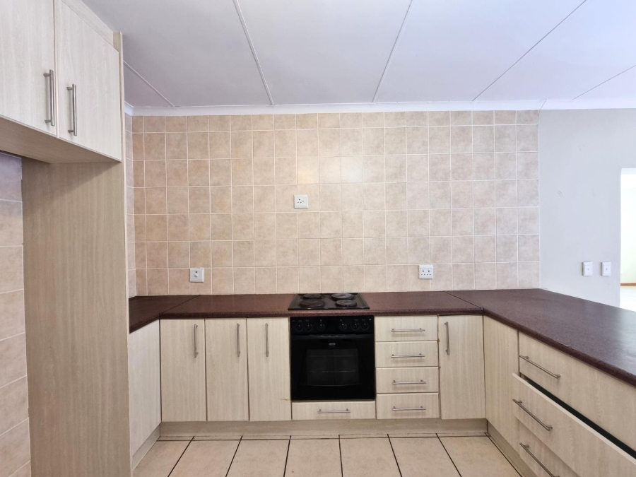 3 Bedroom Property for Sale in Sandbaai Western Cape